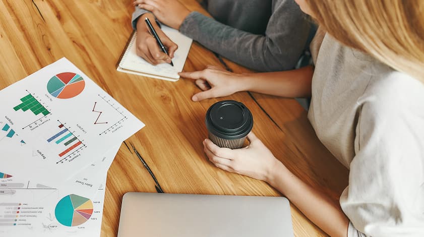 Market Strategy & Positioning: